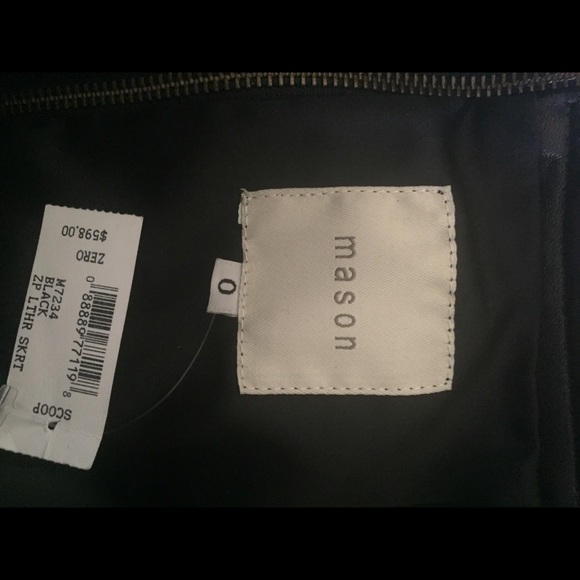 Michelle Mason leather miniskirt - Picture 4 of 4